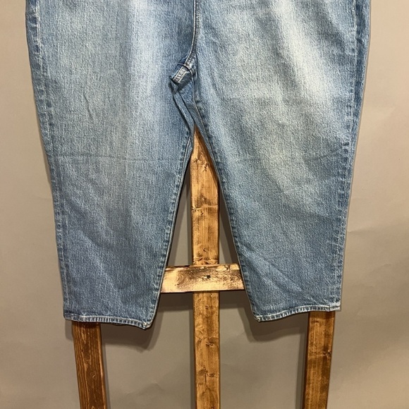 Torrid medium wash button up denim jeans. Size 22S. EUC. - Picture 3 of 8